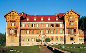 Centro Vacanze Grand Hotel  3*